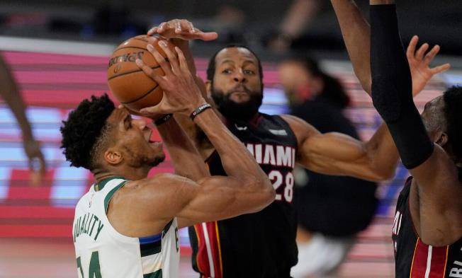  保罗双误葬送好局，痛失赛点遭对手逆转