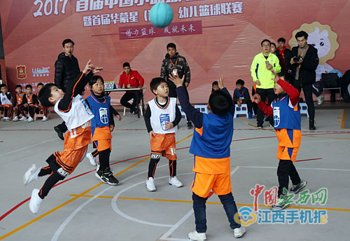  篮球公益行点燃山区孩童梦想