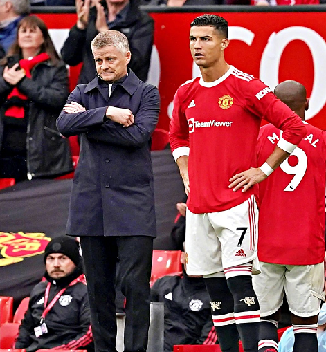  曼联年轻阵容遇挫，客场不敌传统劲旅  