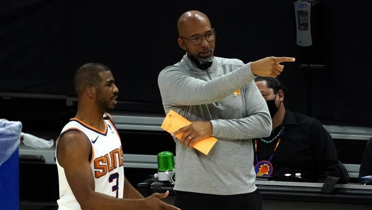  布里奇斯稳定输出太阳轻取黄蜂