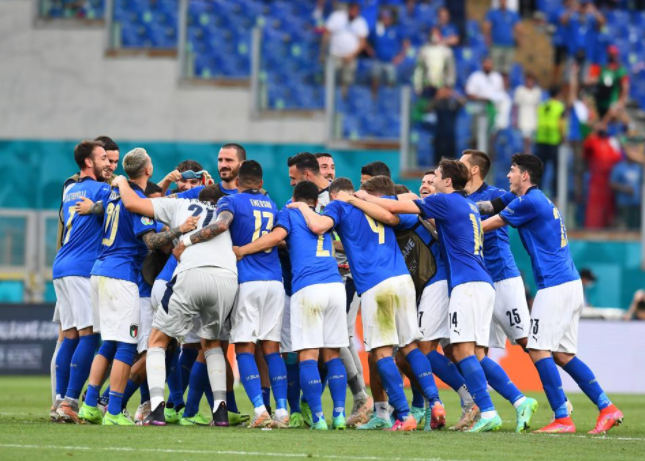  欧洲杯预选赛激战，死亡小组竞争惨烈  