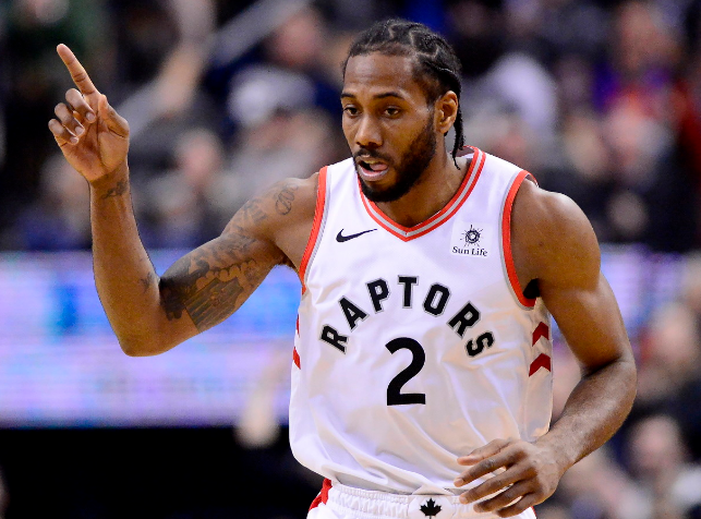  猛龙西亚卡姆统治内线大胜骑士